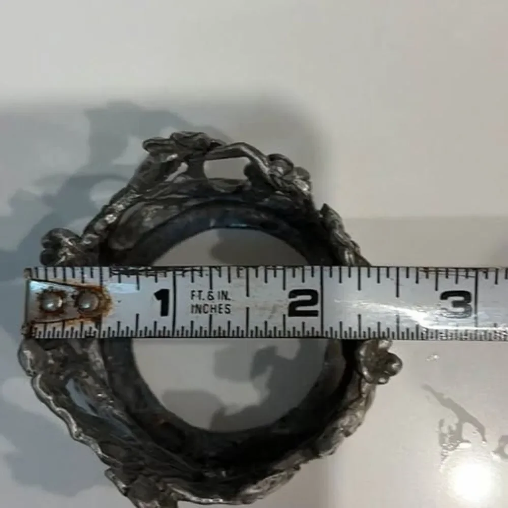 Unbranded ornate metal